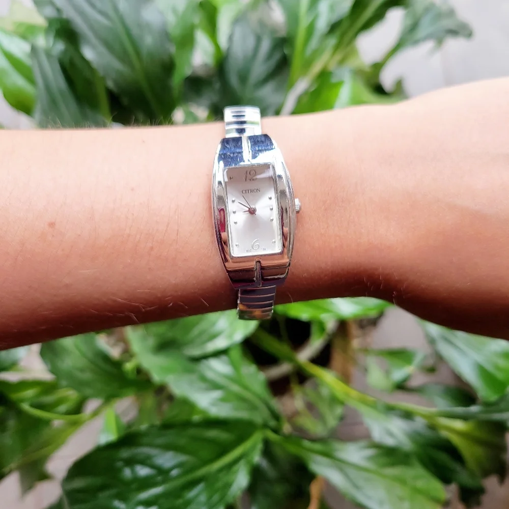 Vintage Silver Citron Quartz Watch